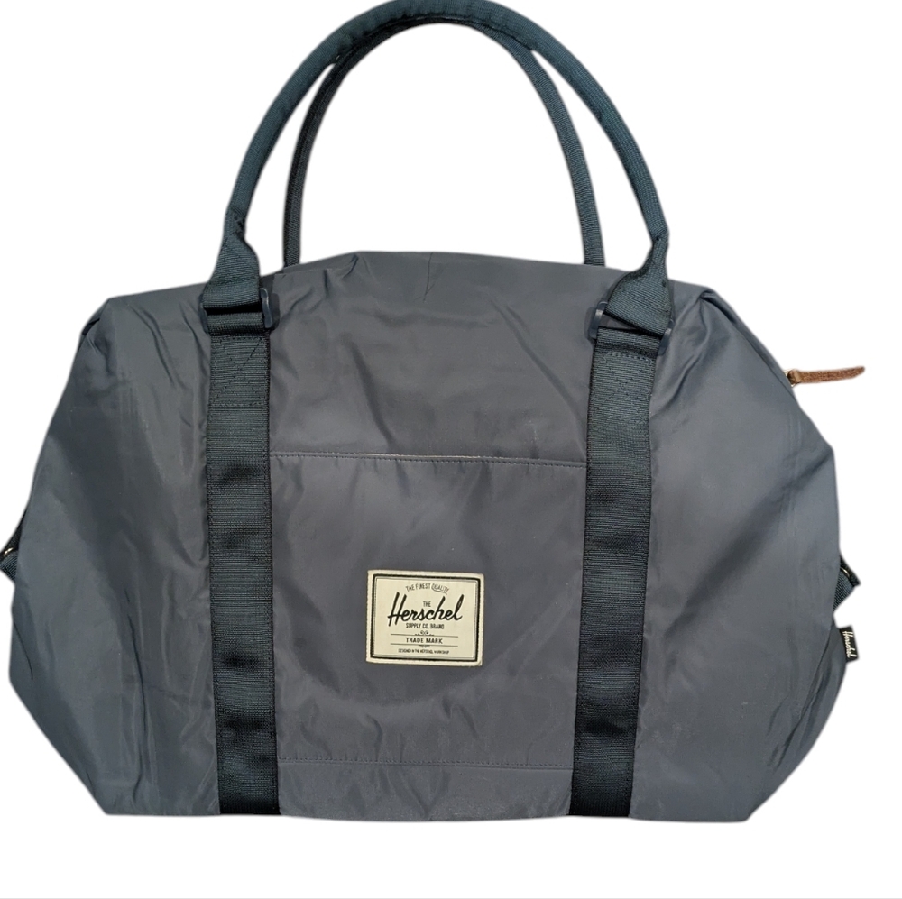NWOT. Herschel Strand Duffle Bag.